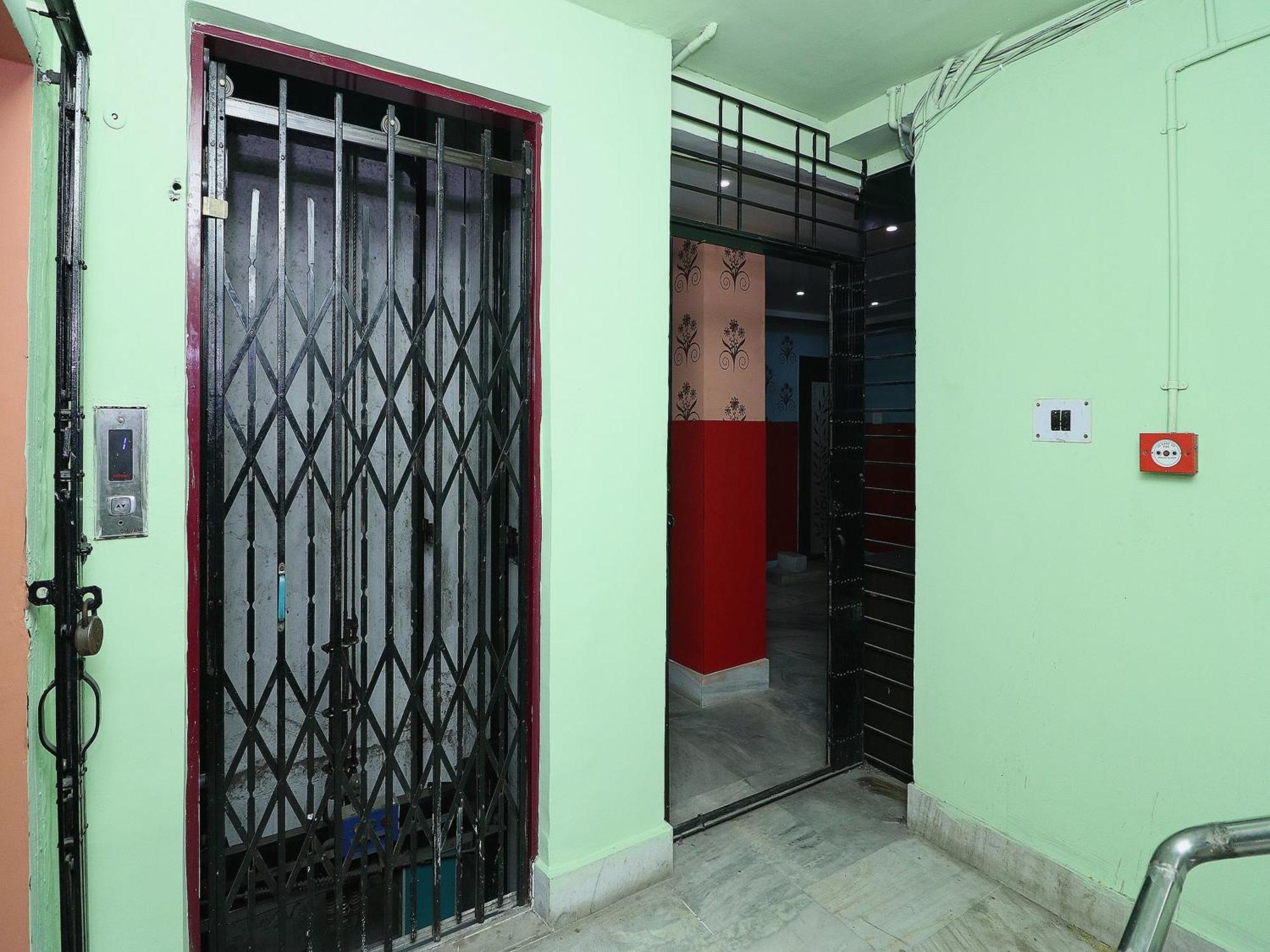 Super Hotel O Jagannath International Near Kolkata Airport Gauripur  Esterno foto